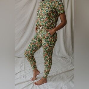 Lates by Kate Jam Pants Set blooms floral print women’s size large trendy cozy